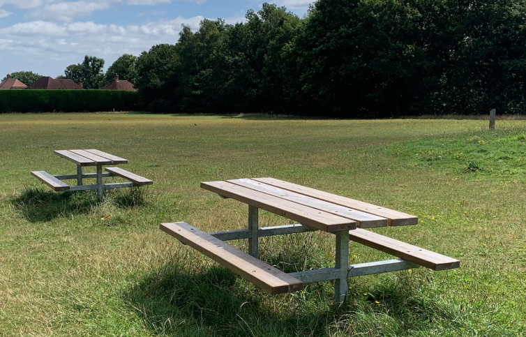 benches image